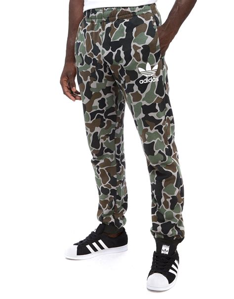 camouflage sneakers herren adidas|camouflage adidas joggers.